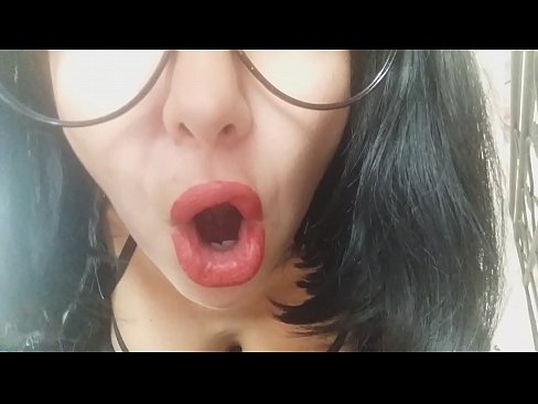 ❤️ Sayang, ibu tirimu tidak mengizinkanmu pergi ke sekolah hari ini... Aku sangat membutuhkanmu... ☑ Video seks pada kami id.trysex.ru